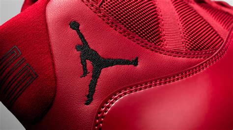 trafficking 385k of fake nike air jordans worth 73 million|Group Smuggles Fake Jordans Worth $73 Million Into U.S. .